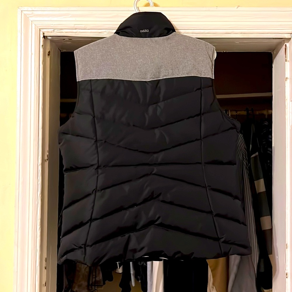 Two tone down polyester, Eddie Bauer, vest  black and gray